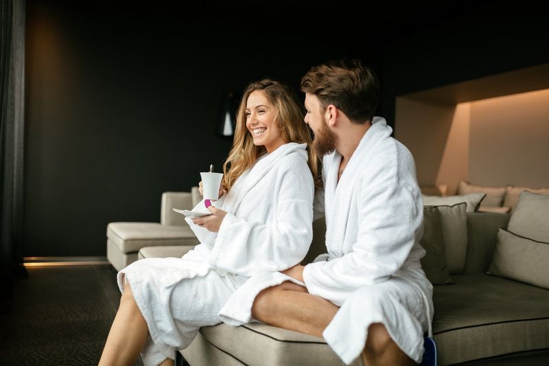 Couples Massage: Whatever You Need to Know Couples Massage: Whatever You Need to Know